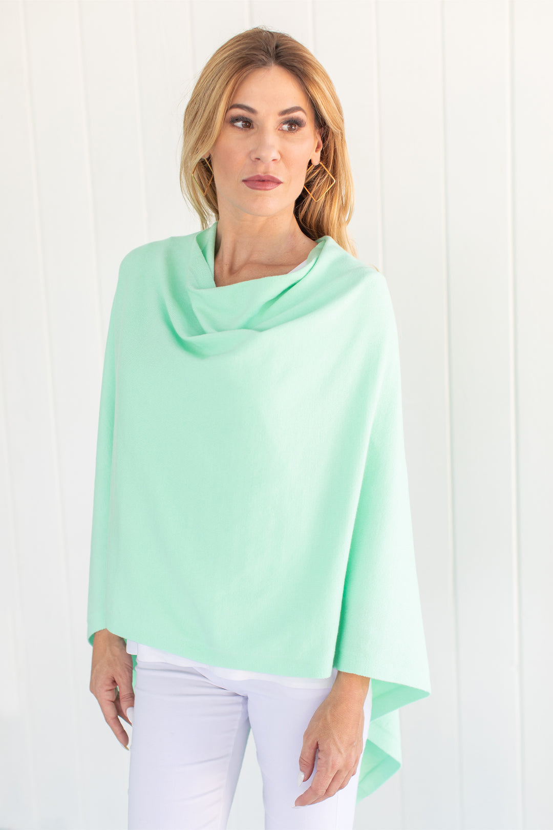 Summer Poncho Mint Poncho jeanpierreklifa.com   